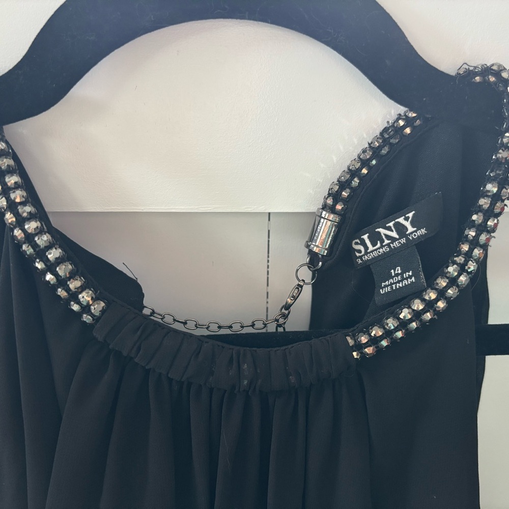 SLNY Elegant Black Gown with Glittering Details
